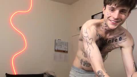 pretty boy online show from December 20, 5:14 am