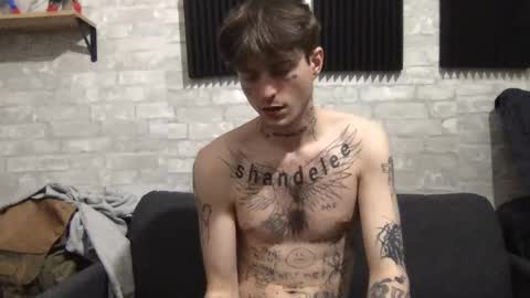 pretty boy online show from January 6, 11:31 pm