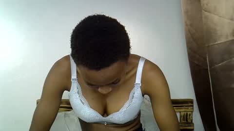 coco online show from April 19, 9:28 pm