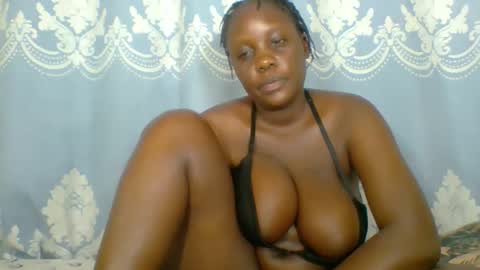 SHANIA online show from February 11, 10:46 pm