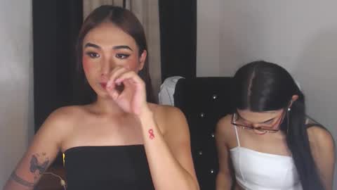 prettyhothugecock online show from February 18, 6:48 am