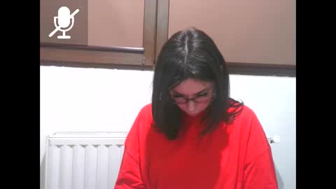 prettyjulliette online show from March 24, 7:42 pm
