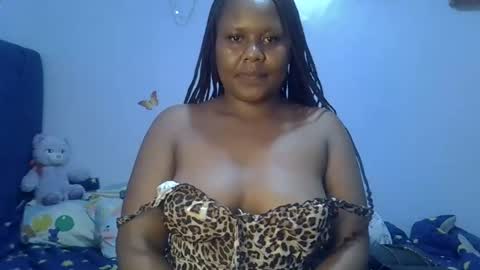 prettymel1 online show from March 22, 5:17 pm