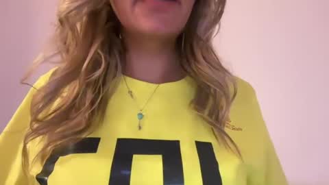 prettyyykittyyy22 online show from July 4, 5:11 am