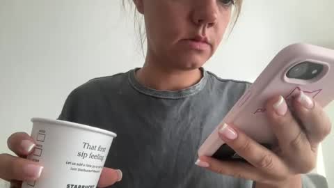 prettyyykittyyy22 online show from July 8, 11:24 am