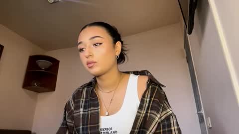 Sofi online show from November 29, 12:13 pm