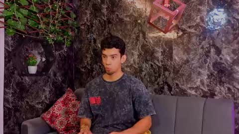 prince_arthur77 online show from February 21, 3:04 pm