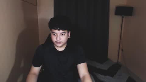 Snapshot of prince_killian chatting on October 1, 10:52 pm Killian online show from October 1, 10:52 pm