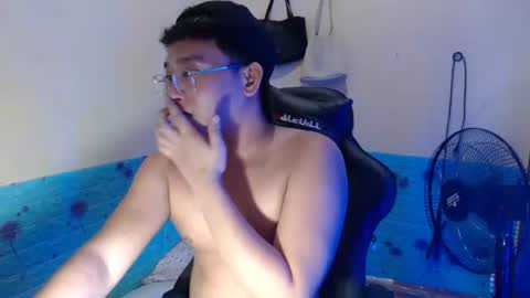 prince_valx online show from June 5, 3:06 pm