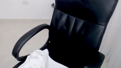 valery dollx online show from January 19, 1:26 am