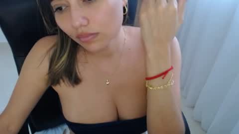 valery dollx online show from May 4, 10:49 pm