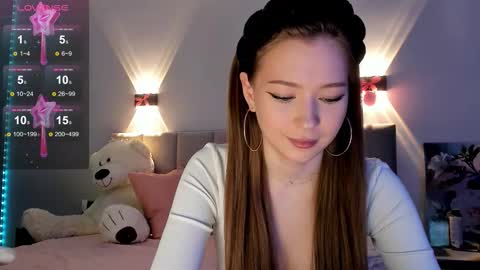 Snapshot of princess_nier chatting on September 19, 7:06 pm Princess Diana online show from September 19, 7:06 pm
