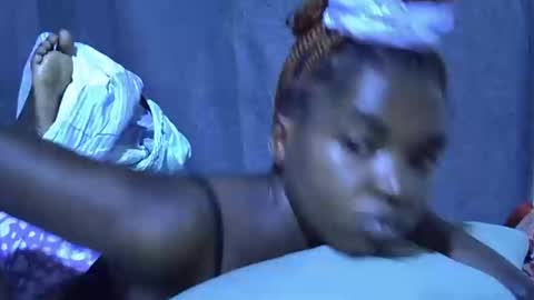 princess_scovia online show from December 13, 10:16 pm