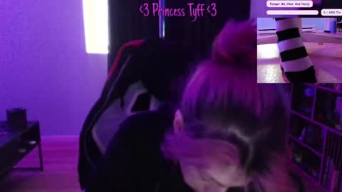 Tyff et Blast online show from April 20, 11:57 am