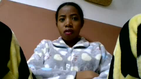 prisca880319 online show from July 16, 2:59 am