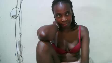 pritty_amber online show from March 31, 1:00 pm