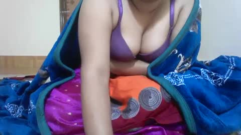 Snapshot of priyonti34 chatting on December 7, 9:11 am Priyonti ganguli online show from December 7, 9:11 am