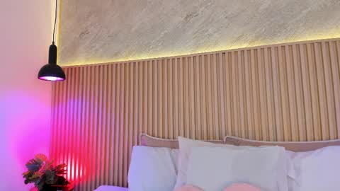 Profana Red online show from March 31, 2:39 pm