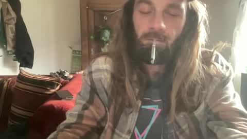 Pfor.q online show from March 29, 3:24 pm