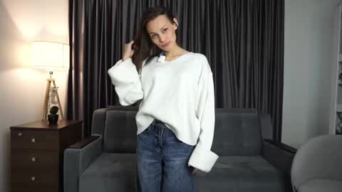 Sofi online show from November 25, 8:02 am