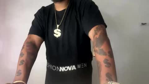 UncutSpaniishpapii online show from October 13, 9:00 am