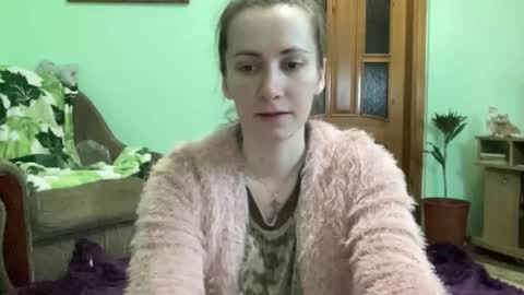 proud sweet 21 online show from September 15, 10:00 pm