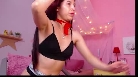 Adris  Juan online show from May 21, 2:07 am