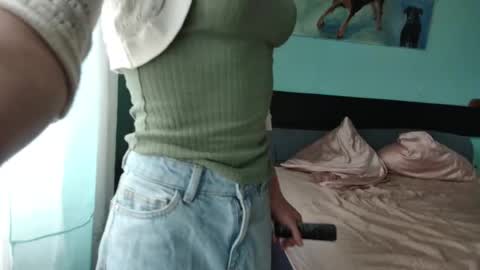 prxscillia_tx online show from November 11, 1:46 pm