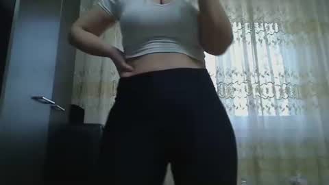 Pryncess sweety online show from March 6, 7:14 am