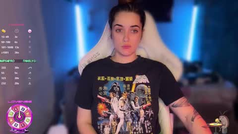 Queen of Pain online show from December 4, 11:10 am