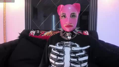 psycodoll online show from March 18, 12:44 pm