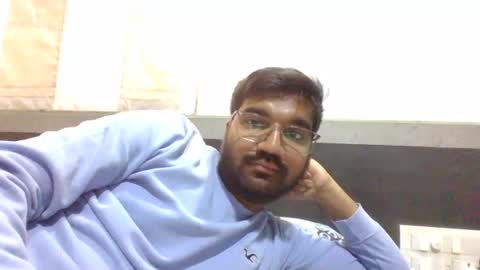 Snapshot of ptl1711 chatting on December 23, 7:17 am ptl1711 online show from December 23, 7:17 am