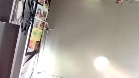 Snapshot of puffingoodtime chatting on January 11, 7:49 am puffingoodtime online show from January 11, 7:49 am