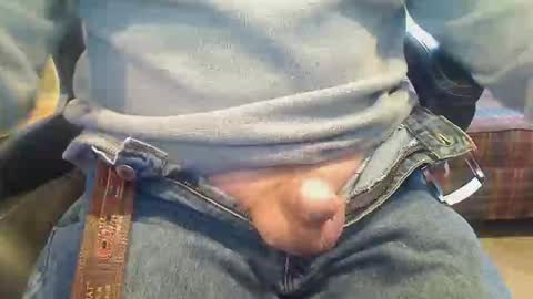 pulltoy1 online show from February 5, 6:22 pm