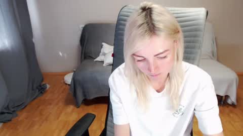 Polly online show from July 4, 4:27 am