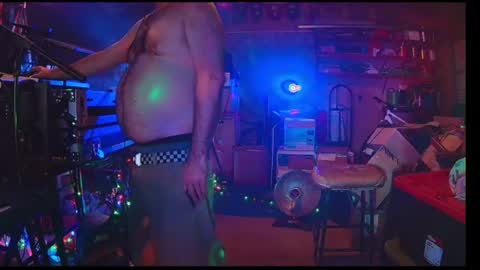 punkrunr083 online show from June 15, 9:12 am
