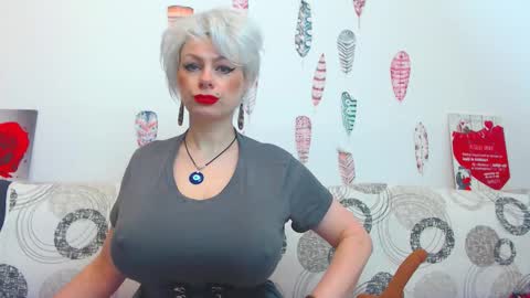 Goldie online show from February 12, 4:05 am