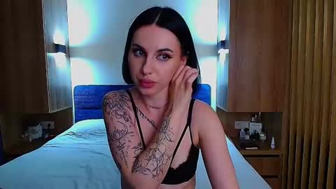 Julia online show from July 26, 4:26 pm