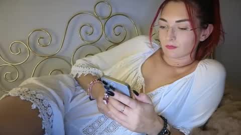 PurpleRainn69  Dina online show from October 7, 8:27 pm