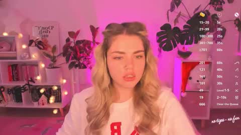 kat follow  online show from November 23, 8:56 am