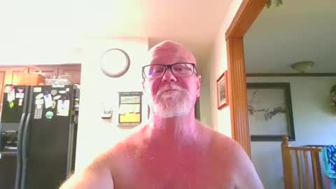 pussylover1365 online show from September 26, 9:12 pm