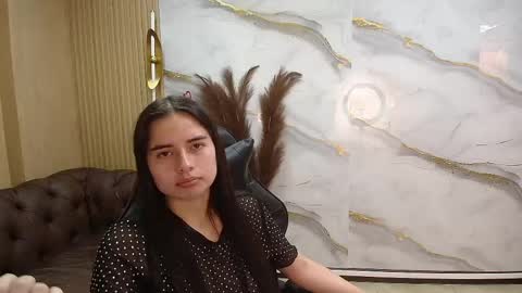 Qetsyah online show from April 18, 7:07 pm