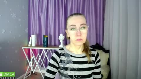 Snapshot of queen_a_n_i chatting on March 6, 8:19 am A N I Ill be here on December 1st online show from March 6, 8:19 am