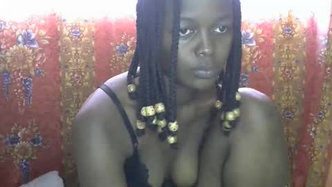 queen_banice online show from October 18, 12:42 pm