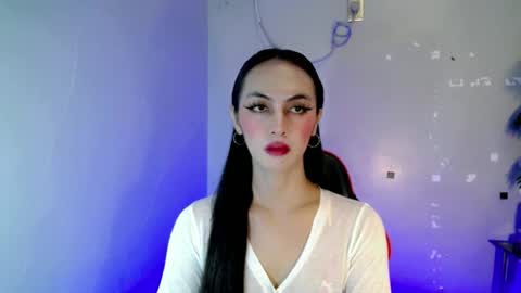 queen_danaya online show from June 18, 3:56 am