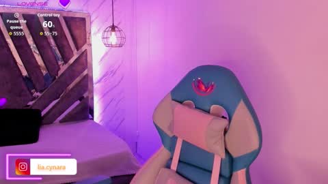   online show from September 22, 11:58 am