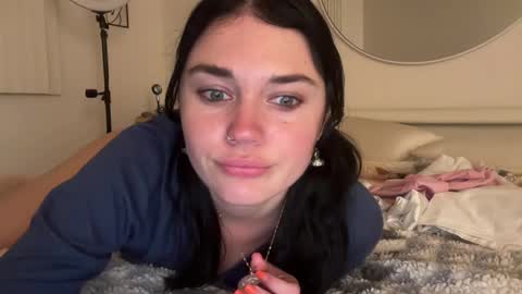 Cassidy online show from December 2, 5:08 am