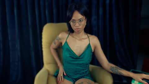 Sweet Goddess online show from January 15, 4:57 am