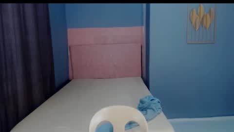 queenemeraldts online show from October 21, 3:00 am