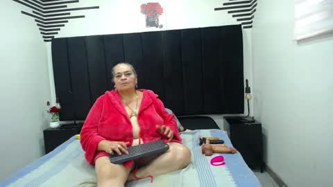 VickyBoobss online show from December 13, 7:53 pm